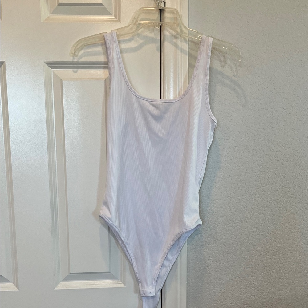 Women’s Scoop Neck White Bodysuit